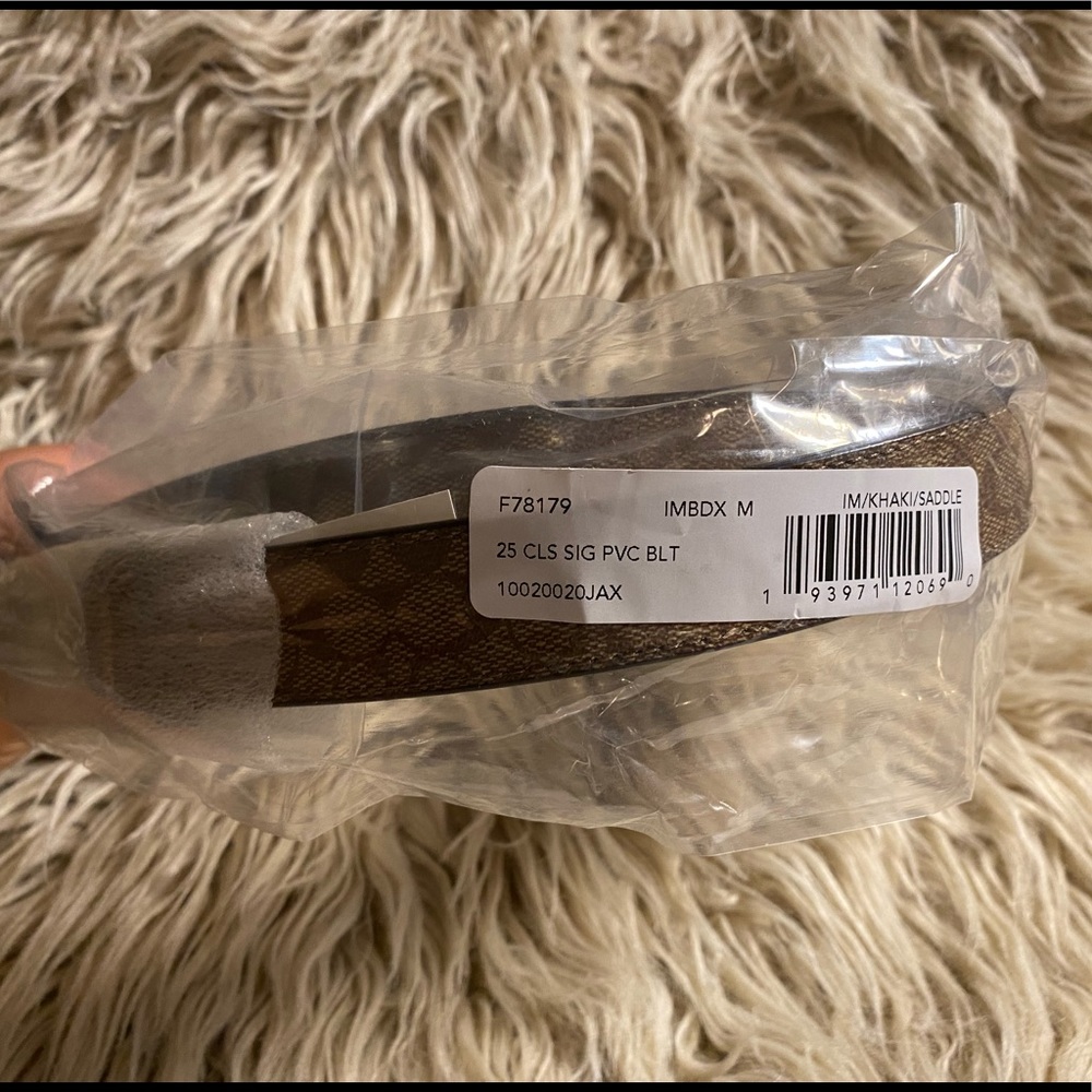*SOLD*NWT AUTHENTIC* COACH Classic Belt In Signature Canvas Size Medium - Picture 3 of 8